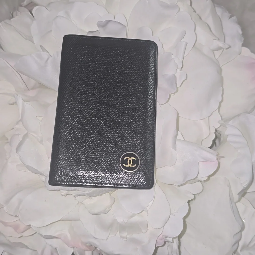 Chanel Card Holder In Black Leather